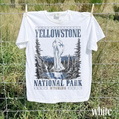Vintage Yellowstone National Park Comfort Tee