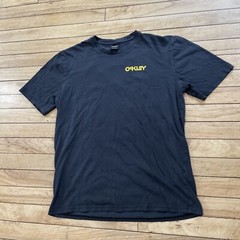 OAKLEY T Shirt Men M Black Orange Yellow Spellout Grunge Custom Sports Tee 38″