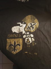GORGEOUS NEW ORLEANS SAINTS RETRO SPORT BLACK PREMIUM T-SHIRT MENS WOMENS MEDIUM