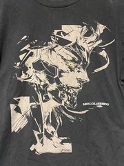 Uniqlo UT Archive Metal Gear Rising Shirt Mens Large Black Raiden Video Game Tee