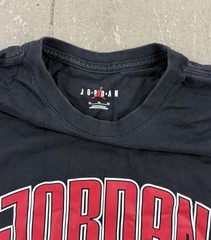 Jordan Men’s XL Jumpman Logo Graphic T-Shirt Red Black Standard Fit