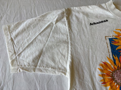 Vintage 90s Arkansas Sunflower Embossed Single Stitch Shirt (L)