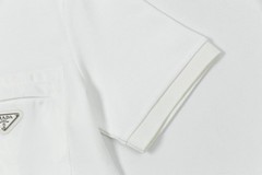 Prada Men’s white round-neck short-sleeved shirt size XL