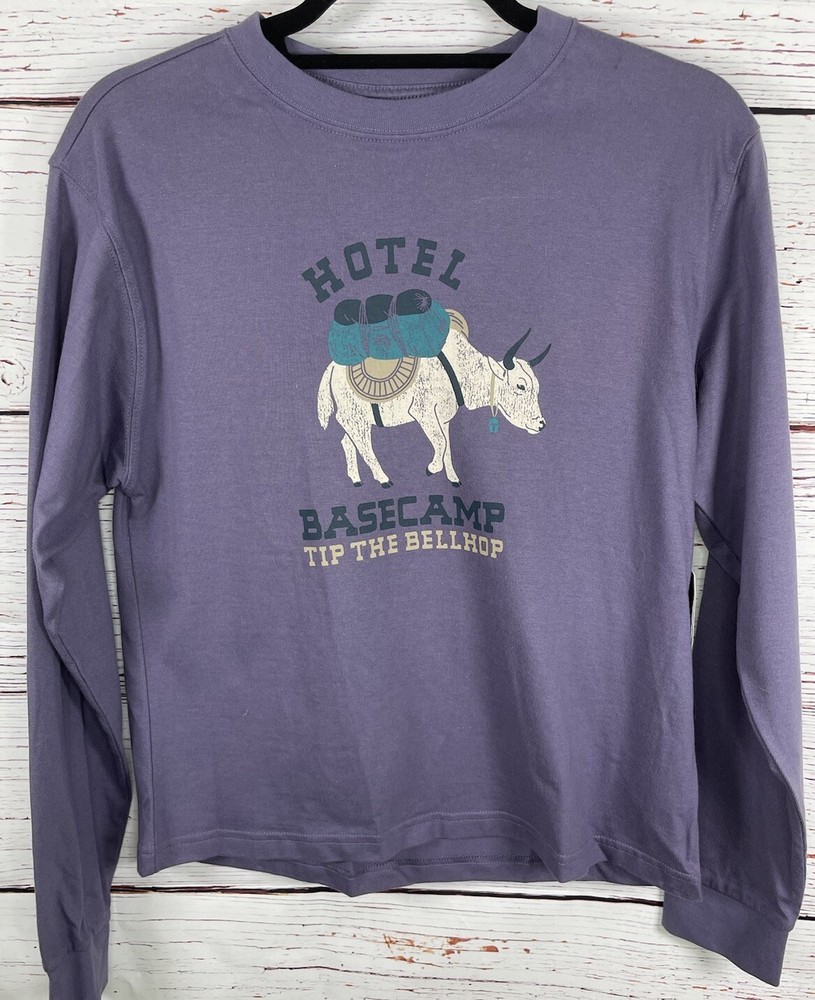 NWT Mountain Hardware T-shirt Base Camp Size Medium Long Sleeve Purple Hiking C1