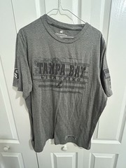 Colosseum Men’s Gray Tampa Bay Lightning Graphic Tee Sz XL