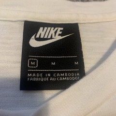 Nike Sportswear World Tour Shirt Mens Medium Crew White Long Glow In Dark Sleeve