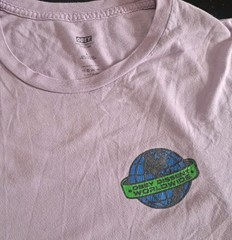 Obey Quality Dissent T-Shirt Men’s Large Purple Earth Logo Graphic Worldwide Tee