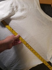 Vintage L Nike V-neck t-shirt textured knit fabric