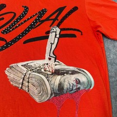 Plus Eighteen Men’s Loyal Money Graphic Beaded Accents Cotton Red T-Shirt Size M