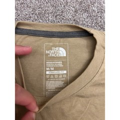 The North Face Graphic T-Shirt Mens Medium Tan Khaki Excellent Half Dome Logo