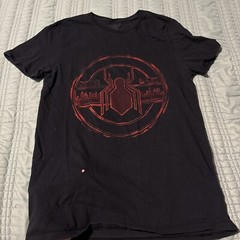 Marvel Spider-Man Homecoming Graphic T-shirt Size M Small Hole At Bottom Front