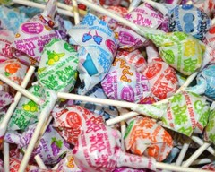 Dum Dums Candy Suckers ??? Mystery Flavor Original Pops Men’s T Shirt