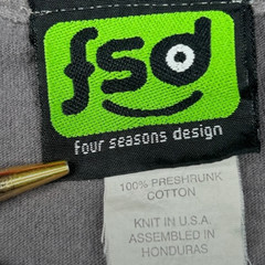FSD (Four Seasons Design) VINTAGE Y2K Fleur di lis Lion T-shirt Gray Medium