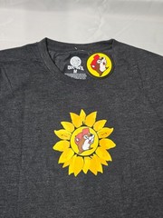 Size M – Buc-ee s Enjoy The Little Things t-shirt NWT