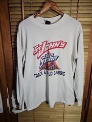 Vintage 90s St John’s Red Storm College Sports Tee T Shirt M L NYC New York City