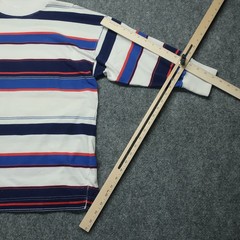 Vintage Levi’s Relaxed Fit T-Shirt Mens M White Blue Striped Crew Neck Comfort