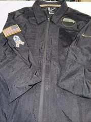Nike NFL on field apparel Large Black Zip Up Button Sleeves Shirt Style