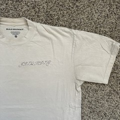 Bad Bunny Y.H.L.Q.M.D.L.G T-Shirt (L) Official Merch