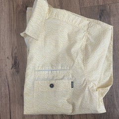 NWT HOWLER BROS Arkansas Tarpon scale print Yellow short sleeve shirt – m – $70