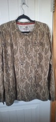 Mossy Oak Men’s Camo Long Sleeve Shirt Size M Hunting Outdoor