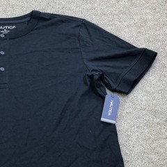 Nautica Shirt Mens Medium Navy Short Sleeve Henley Tee Tagless Nautical Logo