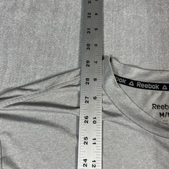 Reebok Mens Polyester Stretch T-shirt Work out Gym Medium Sport Tee Gray