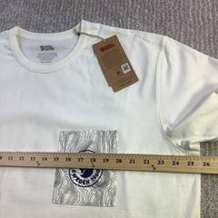 Fjallraven Mens Logo Pocket T-Shirt Eggshell Cream Organic Cotton Size L NWT