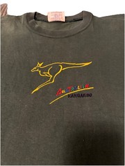 Australian Design Embroidered Kangaroo Men beige Short Sleeve T Shirt Sz. XL