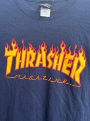 Men’s Thrasher Magazine Skateboard Flames Navy Blue Graphic T-shirt (Large)