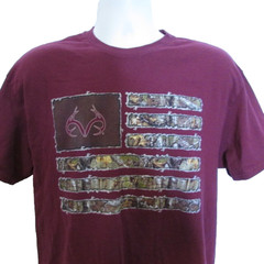 Realtree Men’s Burgandy Short Sleeve T-Shirt Small