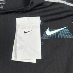 Nike Miler Men Short-Sleeve Graphic Running Top T-Shirt Black Small HV3997-010 M