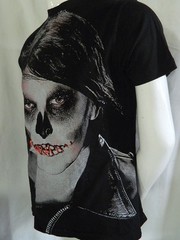 Zombie Goth Skull face Graphic T shirt with Lace up Lips and Real Nose Ring M