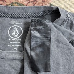 Volcom T-Shirt Mens Large Gray Modern Fit Embrace The Strange Skate Surf