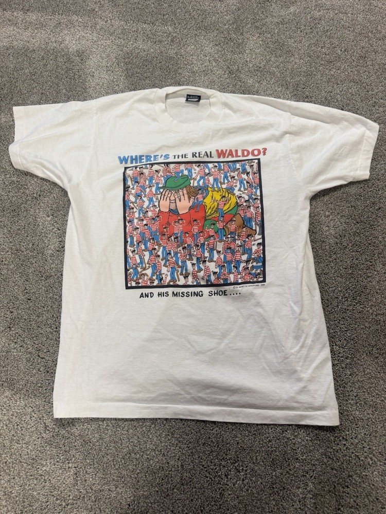 Collectible Where’s The Real WALDO?White Graphic T-shirt 1990 Martin Handford XL