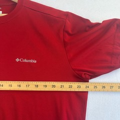 Columbia Omni-Wick Mens Red T Shirt Outdoor Sports Gym Running Tee Casual Logo