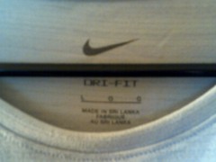 NEW NIKE DRI-Fit TRAINING “Varsity Running Tee” MENS GREY T-SHIRT L DV9597-479