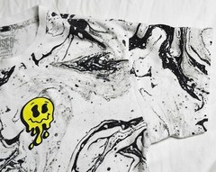 Brisco Brands Men’s Crew Neck T Shirt Size XL All Over Print Black White