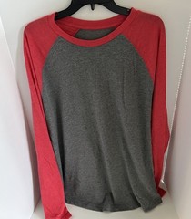Red And Gray Baseball Style T-Shirt, Fanatics Men’s XL, New