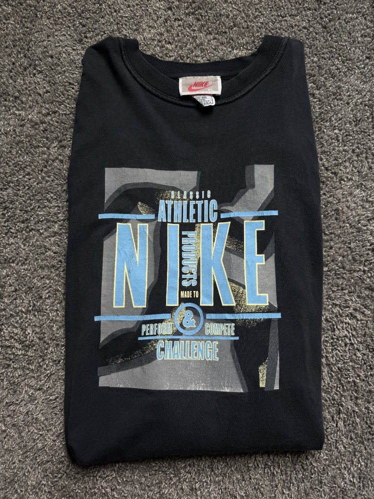 Vintage 90’s Nike ‘Classic Athletic Perform, Compete, & Challenge’ Long Sleeve