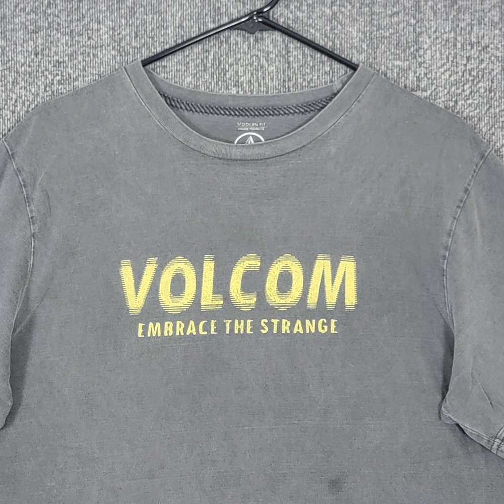 Volcom T-Shirt Mens Large Gray Modern Fit Embrace The Strange Skate Surf