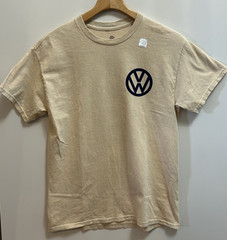 NEW Volkswagen VW Van Dream Big Take The Bus Men’s Size M Tan T-Shirt – B38