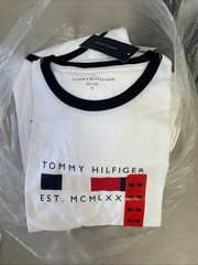 NWT Men’s Tommy Hilfiger Classic Logo Short Sleeve T-Shirt White size M