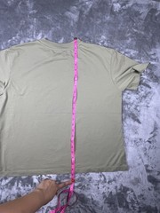 Uniqlo AIRism T Shirt Mens Large Beige Boxy Short Sleeve Crew Neck Cotton Tee