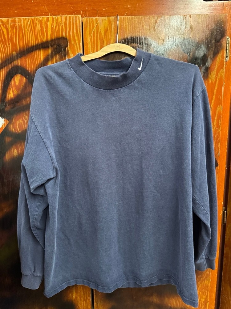 Vintage Y2K Nike Silver Tag Collared Swoosh Embroidered Longsleeve Shirt