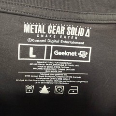 Black Metal Gear Solid Geeknet Tshirt Men Large Black Solid Snake Eater Gamer