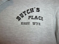 Kirby WYO Butch’s Place home of the Big Burger gray M 2 Button shirt