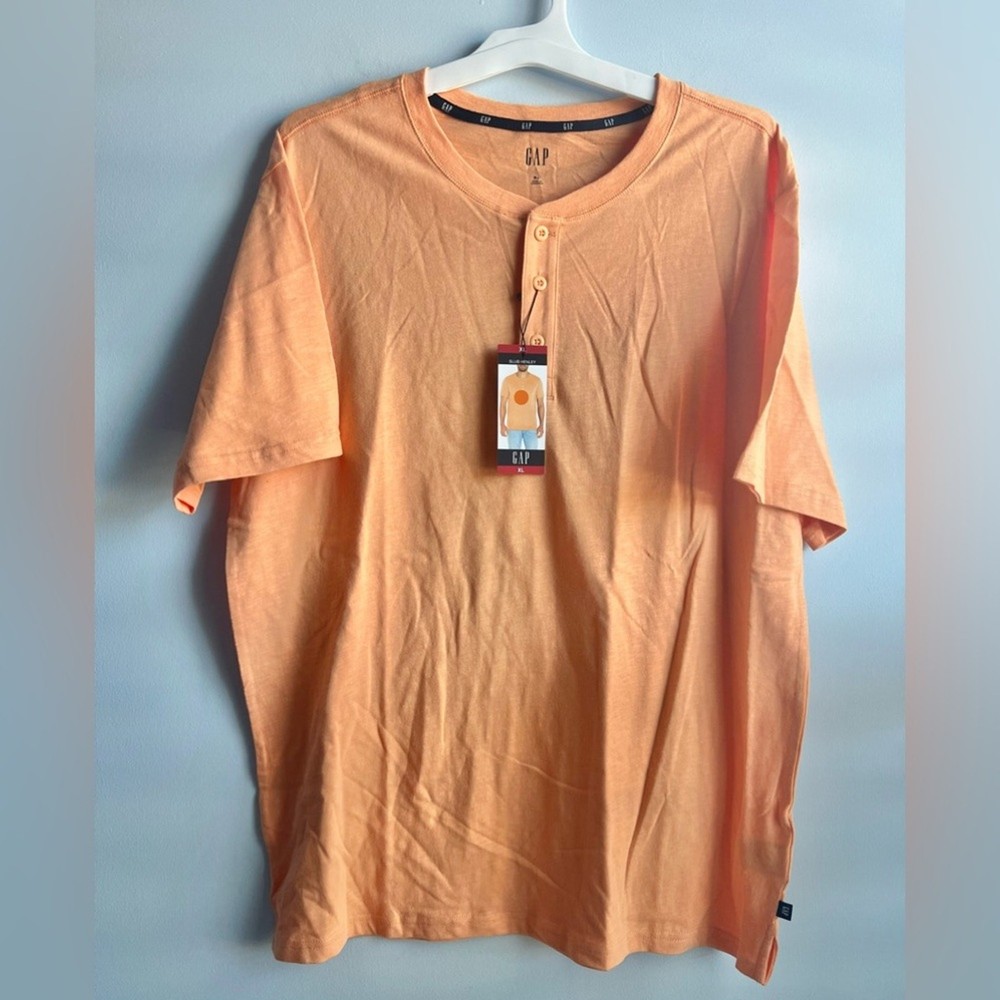 Gap Men’s Orange Short Sleeve Slub Henley Apricot Wash Size XL