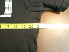 PUMA T-shirt Black & White Size Medium “Keeps you dry” U6