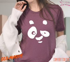 Unisex Cute Winking Panda Face T-Shirt – Minimalist Giant Panda Bear Graphic Tee