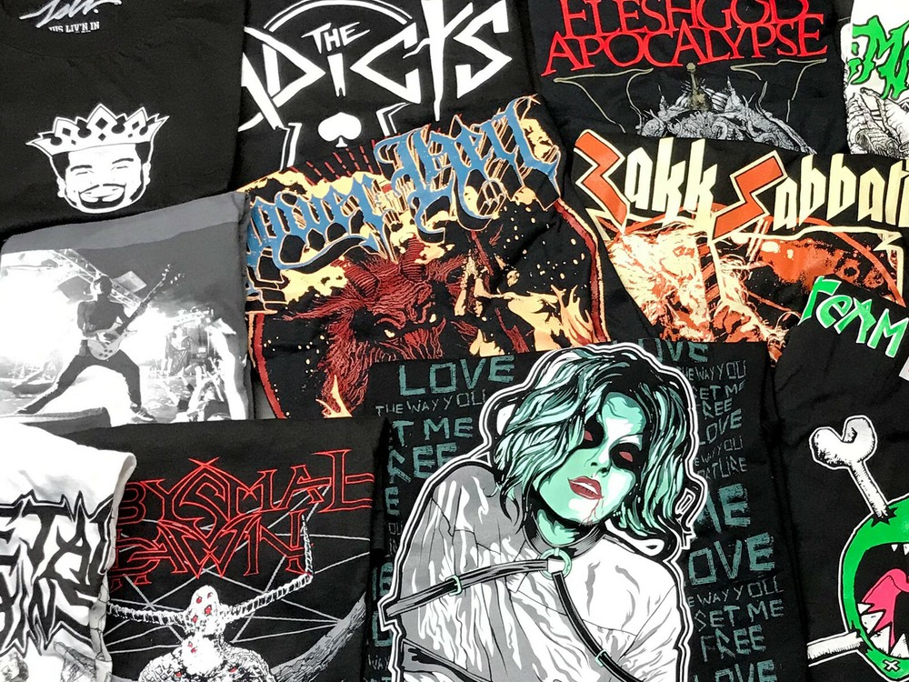 T-SHIRT LOT 5-PACK ROCK HEAVY METAL PUNK BANDS STREETWEAR MIX SIZES SMALL TO 4XL